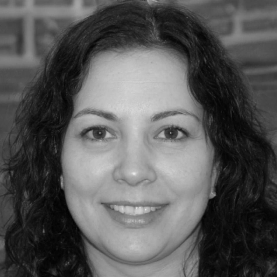 Retrato profesional de Teodora Navarro